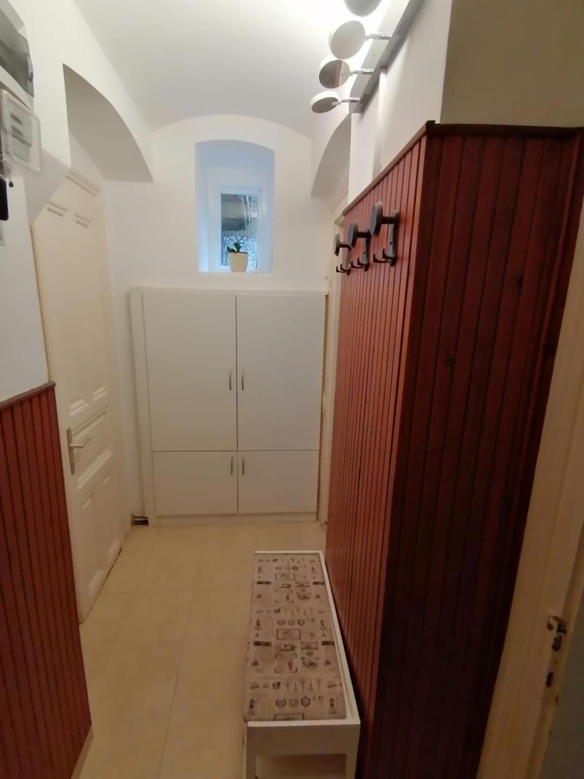 Zagreb Botanical Garden Budget Apartment Exterior photo
